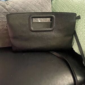 VIOLA CASTELLANI
MADE IN ITALY
Ciao!
GENUINE LEATHER
MADE IN ITALY